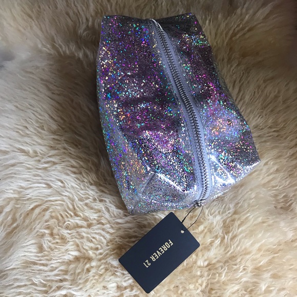Forever 21 Handbags - Adorable glitter holograms makeup bag